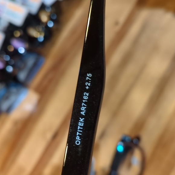 NWT Optitek+2.75 Hi-Tech readers - Picture 5 of 5